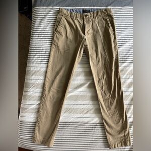 Banana Republic Mason Chino, slim fit size 32x34